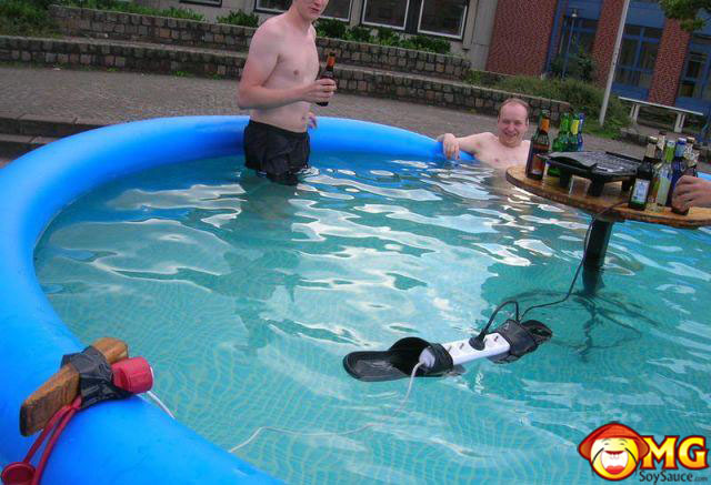 plug-in-pool-darwin.jpg